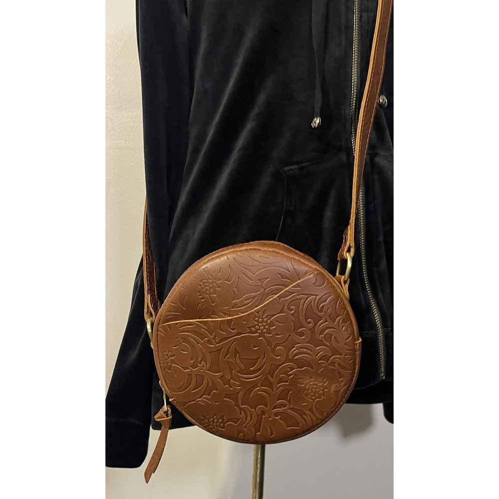 Portland Leather Goods Crossbody Bag Womens Small Brown Floral Tooled Round - Picture 2 of 13